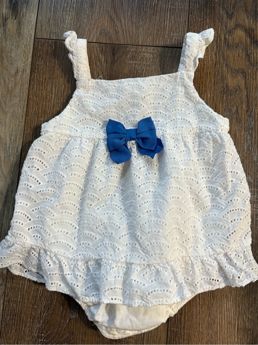 Janie and jack white Romper with Blue Bow 18-24 months